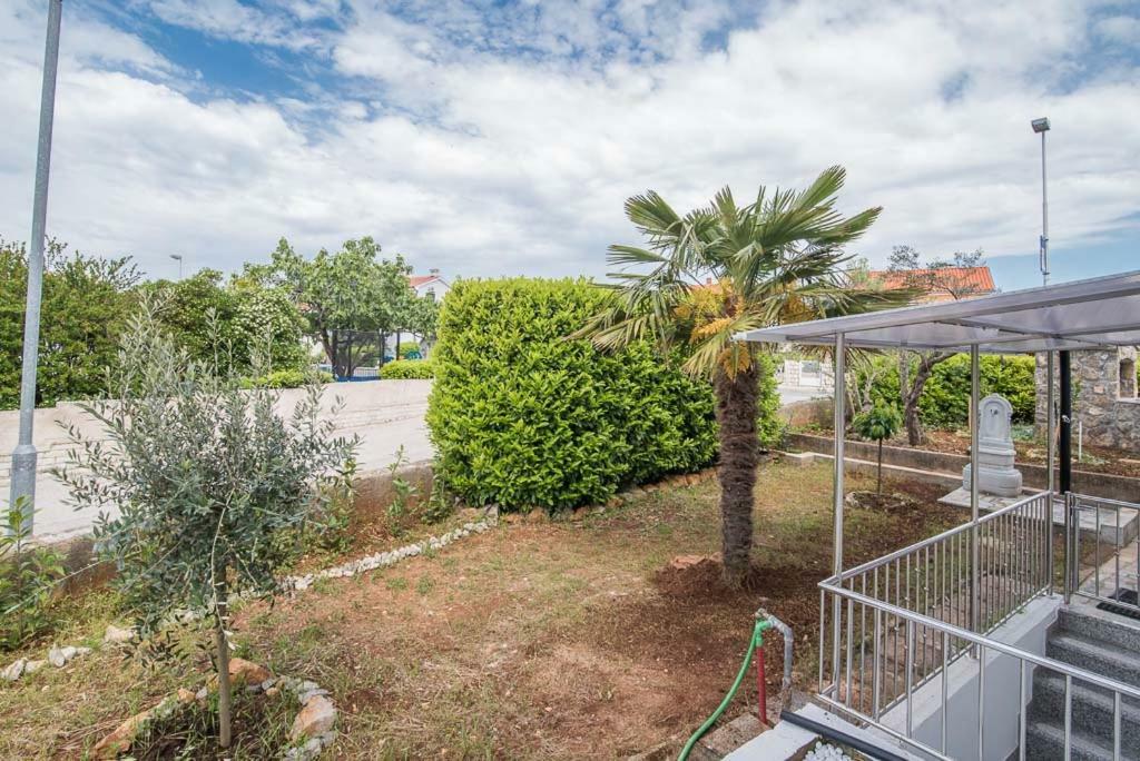 Beljan Apartments Krk Town Exterior foto